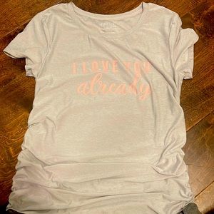 Maternity shirt never worn